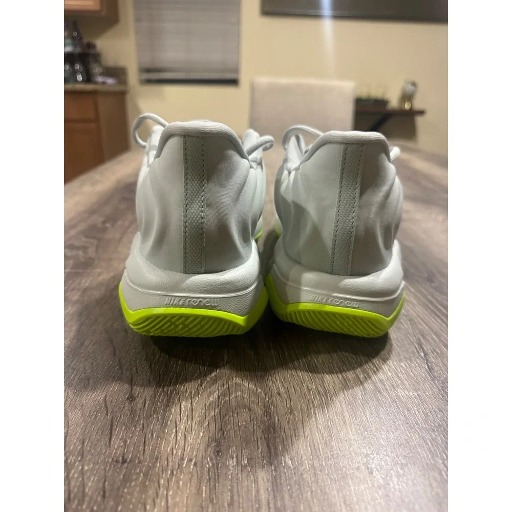 Nike Giannis Immortality‎ 4 Light Silver Volt Basketball Shoes FQ3680-007 Sz 8.5